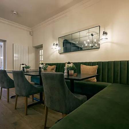 Wilding Hotel
